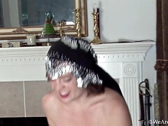 Grosser arsch, Vollbusig, Fetisch, Fingern, Freundin, Behaart, Natürlichen titten, Schlampe