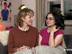 Любители, Блондинки, Брюнетки, Хд, Лесбиянка, Натуральные сиськи, Киски, Вибратор