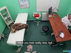 Blasen, Arzt, Hundestellung, Aufs gesicht abspritzen, Büro, Pov, Muschi, Uniform