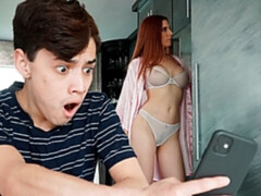 お尻, フェラチオ, 手コキする, キッチン, なめる, 淫乱熟女, オマンコ, 赤毛