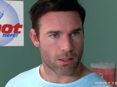 Bondage discipline sadomasochisme, Grote lul, Bruinharig, Handbeurt, Verpleegster, Uniformpje