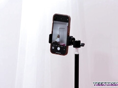 In den arsch, Asiatisch, Blasen, Hochschule, Kehlenfick, Würgen, Natürlichen titten, Jungendliche (18+)