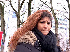 Latina, Adolescente
