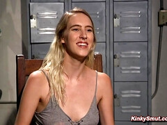 Bondage discipline sadomasochisme, Bizar, Blond, Pijpbeurt, Gebondenheid, Fetisj, Kokhalzen, Hd