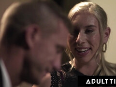 Culo grande, Verga grande, Rubia, Engañando, Pies, Tetas naturales, Realidad, Tetas