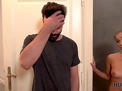 Blonde, Sucer une bite, Cocu, Masturbation, Mère que j'aimerais baiser, Maman, Argent, Belle mère