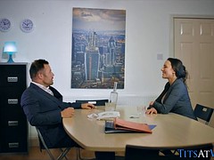 Tetas grandes, Engañando, Madura, Lencería, Madres para coger, Oficina