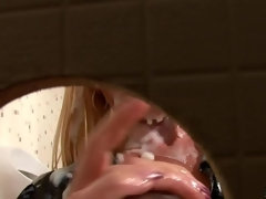 Cul, Tir de sperme, Gode, Faciale, Masturbation, Jarretelles, Suçant, Nénés