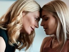 69, ブロンド, 指いじり, レズビアン, オナニー, ガリガリ, ストリッピング, ティーン