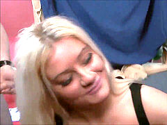 Pijpbeurt, Groepseks ejactulatie, Sperma shot, Sperma in gezicht, Groepseks, Groep, Feest