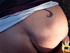 Amateur, Sucer une bite, Lunettes, De plein air, Public, Réalité, Jarretelles, Adolescente