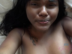 Culo grande, Mamada, Ébano, Masturbacion con pies, Novia, Pezones inflados, Flaco, Tetas