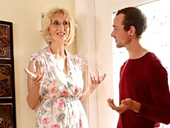 デカ尻, デカチン, デカパイ, ブロンド, 手コキする, オナニー, 熟年, ショートヘア