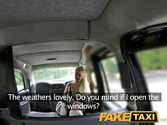 Blond, Pijpbeurt, Brits, Rondborstig, Auto, Diep in de keel, Hondjeshouding, Kokhalzen