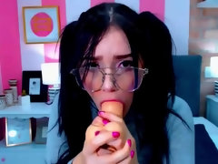 Amateur, Sucer une bite, Brunette brune, Gode, Hard, Solo, Adolescente, Jouets