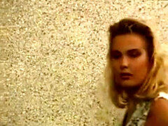 Blondine, Europäisch, Handjob, Absätze, Küssen, Masturbation, Natürlichen titten, Orgie