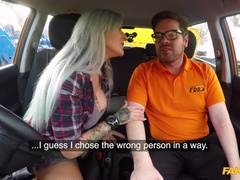 In den arsch, Blasen, Auto, Hundestellung, Fingern, Pov, Muschi, Nass