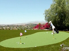 Nana, Gros seins, Blonde, Plantureuse, Masturbation, Seins naturels, De plein air, Nénés