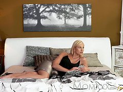 Schönheit, Blondine, Braunhaarige, Geile alte tussi, Milf, Mutti, Stiefmutter, Titten