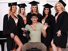 Большая жопа, Большой член, Большие сиськи, Минет, Собачьи, Милф, Оргии