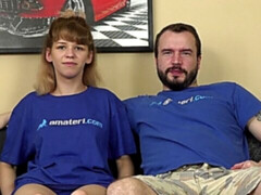 Amateur, Sucer une bite, Brunette brune, En levrette, Seins naturels, Maigrichonne, Adolescente, Nénés