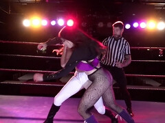 Поза 69, Ботинки, Лесбиянка, Лизание, Натуральные сиськи, Пирсинг, Киски, Порка