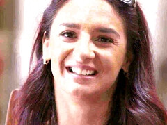 Nana, Derrière les coulisses, Brunette brune, Plantureuse, Mature, Mère que j'aimerais baiser, Solo, Nénés