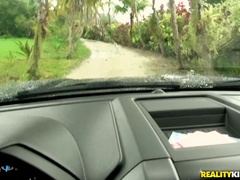 Voiture, En levrette, Noir ébène, Seins naturels, Chatte, Réalité, Rasée, String