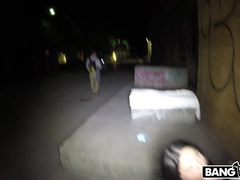 Gros cul, Sucer une bite, Brunette brune, Tir de sperme, Branlette thaïlandaise, Hard, Hd, Public
