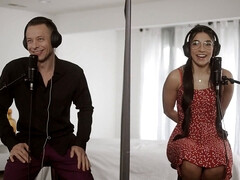 Gros cul, Sucer une bite, Clito, Lunettes, Branlette thaïlandaise, Petite femme, Chatte, Chevaucher