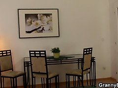 Pijpbeurt, Diep in de keel, Rijpe lesbienne, Moeder die ik wil neuken, Moeder, Realiteit, Schreeuwen, Stiefmoeder