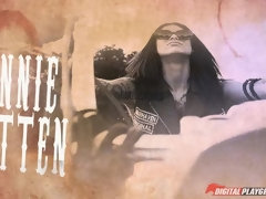 Anal, Blonde, Sucer une bite, Tir de sperme, Faciale, Fétiche, Doigter, Léchez