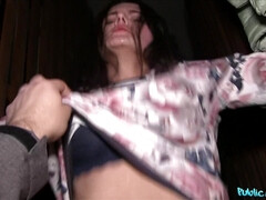 Enthousiasteling, Kont, Bruinharig, Natuurlijke tieten, Buiten, Kut duiken, Rijden, Tieten likken