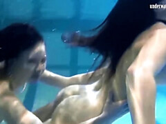 Femelle, Fétiche, Petite amie, Lesbienne, Piscine, Solo, Adolescente, Sous marin