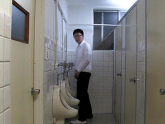 イく瞬間, 顔射, 手コキする, ハメ撮り, 女子高生, スペルマ, トイレ, ユニフォーム