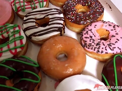 18 jaar, Badkamer, Pijpbeurt, Masturbatie, Klein, Tiener, Trio, Speelgoed