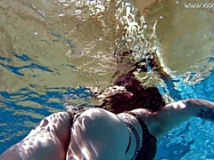 Baby doll's swimming movie by Underwater Show
