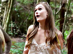 18 jahre, Blasen, Britisch, Cfnm, Domination, Weibliche domination, Gruppe, Im freien