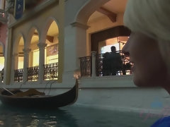 Enthousiasteling, Badkamer, Blond, Vriendin, Masturbatie, Kut duiken, Geschoren, Tieten likken