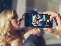 Blond, Pijpbeurt, Hondjeshouding, Dubbele penetratie, Interraciaal, Moeder die ik wil neuken, Man man vrouw, Trio