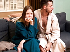 Grosser schwanz, Blasen, Braunhaarige, Hundestellung, Flexibel, Natürlichen titten, Dürr, Jungendliche (18+)