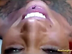 Gros seins, Faciale, Bâillonner, Allemand, Groupe, Rousse roux, Avaler, Tatouage