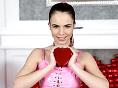 Любители, Жопа, Пальцем, Мастурбация, Тощие, Стриптизерша, Молоденькие, Сиськи