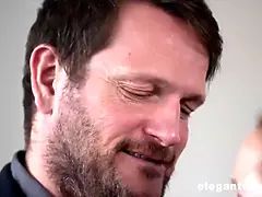 Grosse bite, Sucer une bite, Papa, Gorge profonde, Hd, Nue, Criant