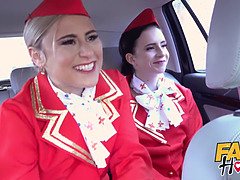 Rubia, Mamada, Corridas, Fetiche, Orgasmo, Pantaletas, Flaco, Azafata