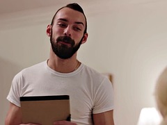 Anaal, Grote mammen, Blond, Pijpbeurt, Homo, Hardcore, Shemale, Tieten likken