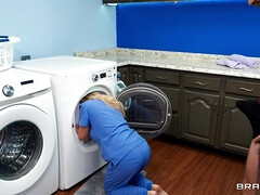 Arsch, Blondine, Hardcore, Milf, Mutti, Krankenschwester, Muschi, Uniform