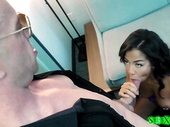 Grote mammen, Bruinharig, Schattig, Lul, Moeder die ik wil neuken, Kut duiken, Mager, Tieten likken