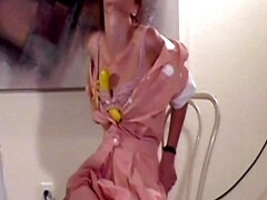 Masturbation, Rousse roux, Jouets