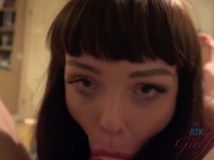 Papi, Aufs gesicht abspritzen, Fingern, Fussjob, Handjob, Piercing, Pov, Muschi